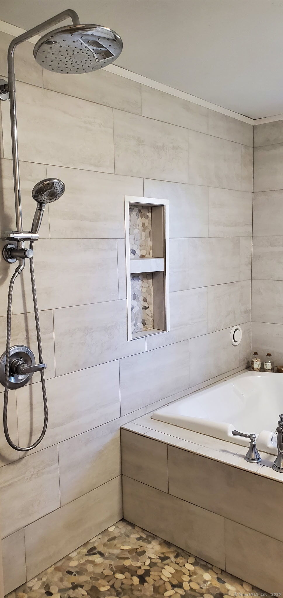 93 Jericho Road Pomfret CT 06259