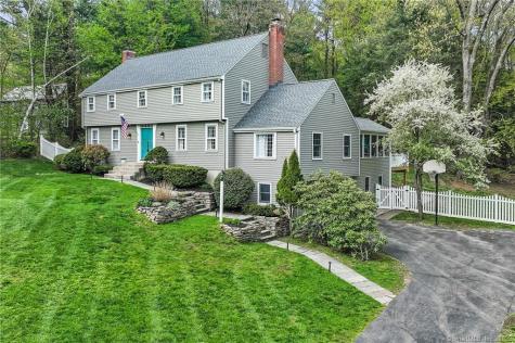 7 Buttonwood Drive Simsbury CT 06070