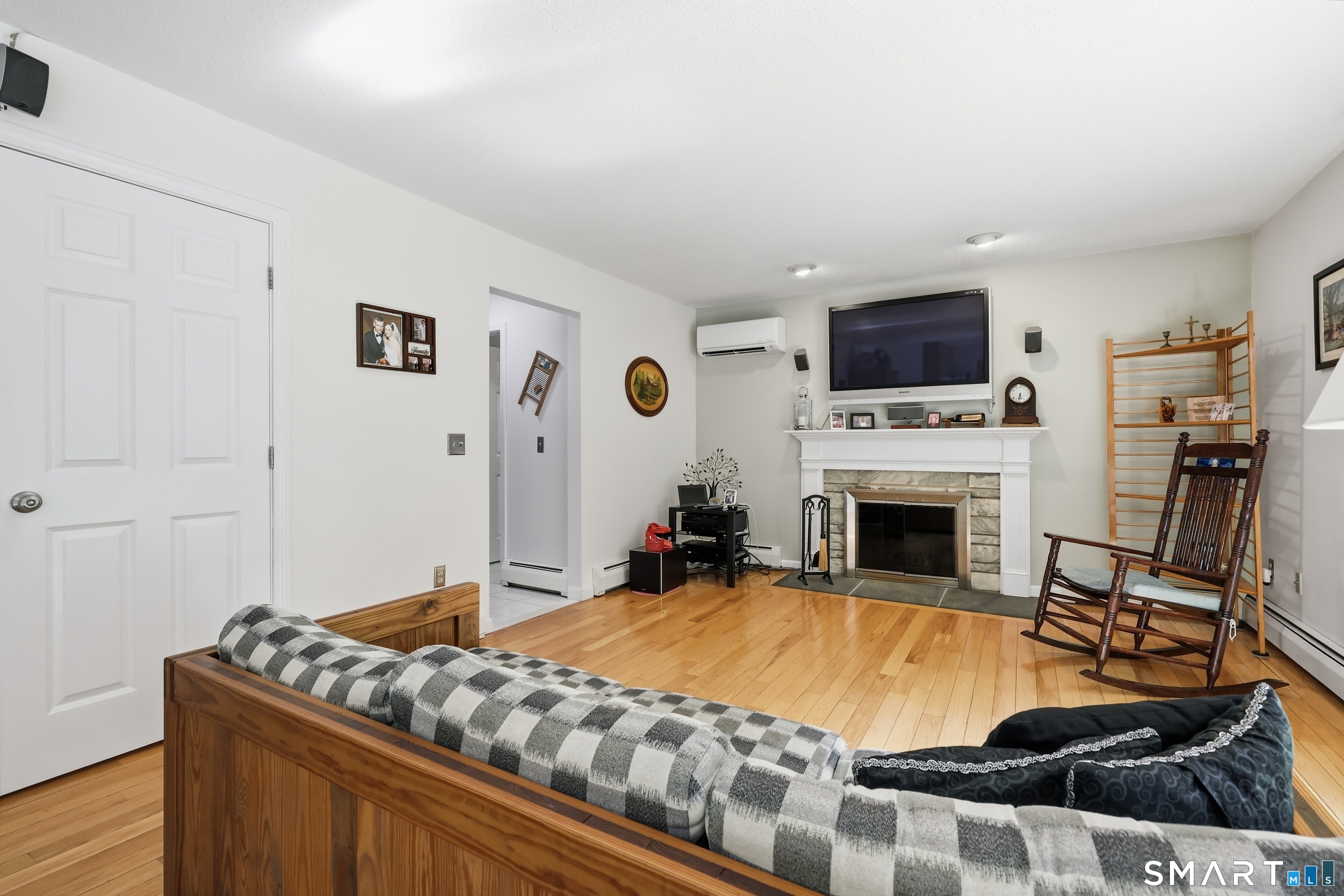 106 Senate Brook Drive Hebron CT 06231