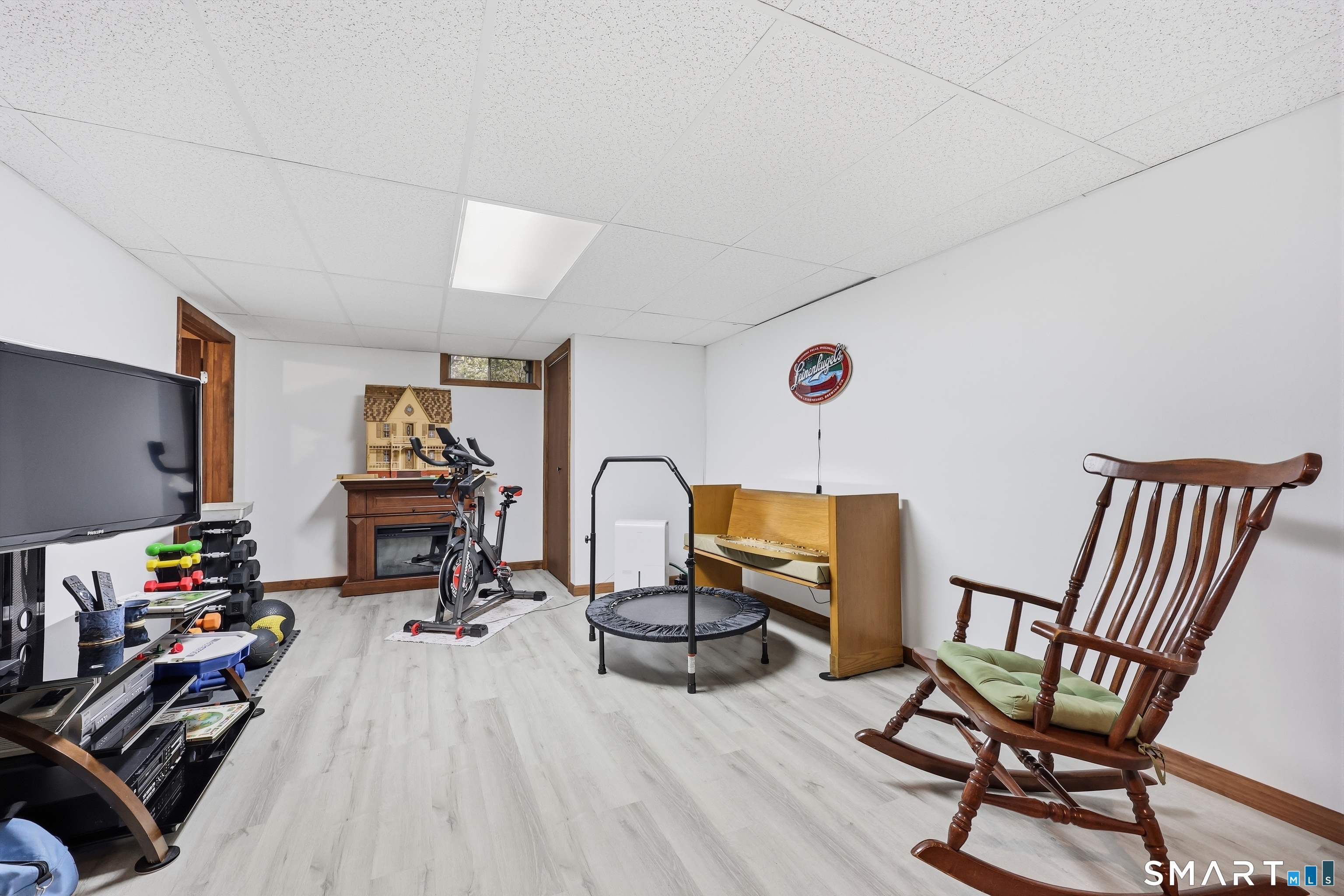 106 Senate Brook Drive Hebron CT 06231
