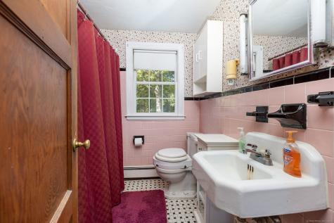 47 Francis Drive Newington CT 06111