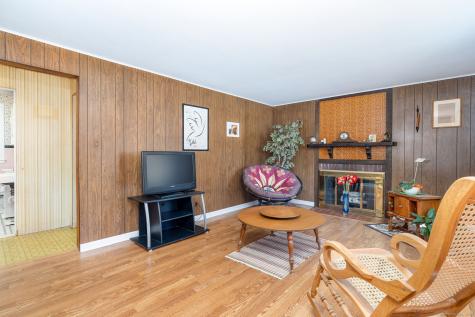 47 Francis Drive Newington CT 06111