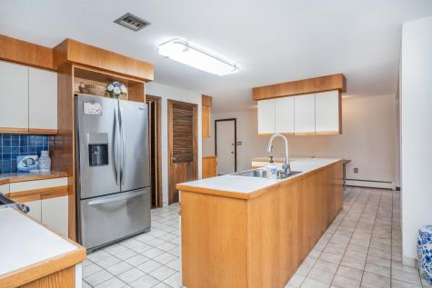 148 King Philip Drive West Hartford CT 06117