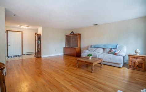 148 King Philip Drive West Hartford CT 06117