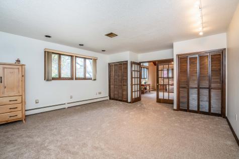 148 King Philip Drive West Hartford CT 06117