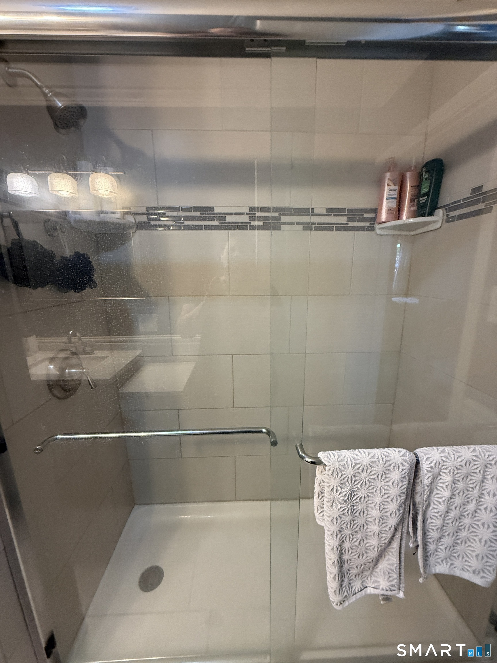 13 Wangonk Trail East Hampton CT 06424