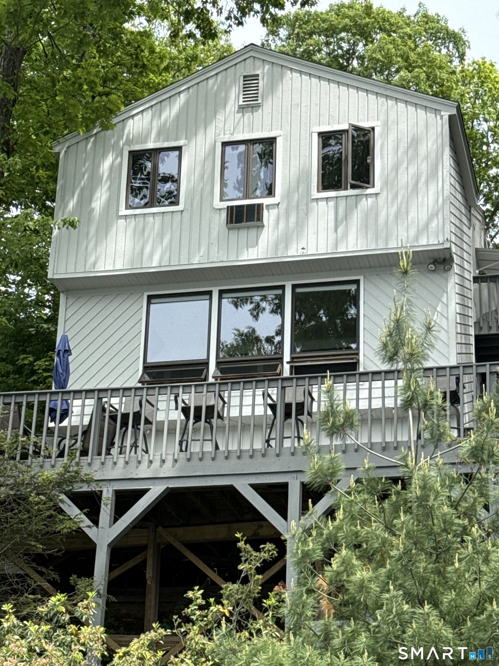 13 Wangonk Trail East Hampton CT 06424