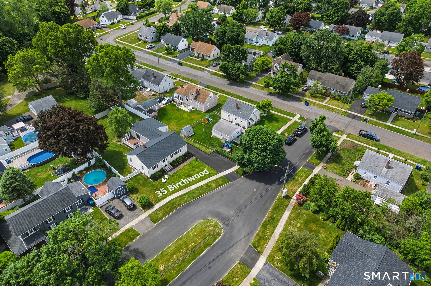 35 Birchwood Square Stratford CT 06614