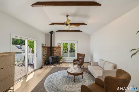 35 Birchwood Square Stratford CT 06614
