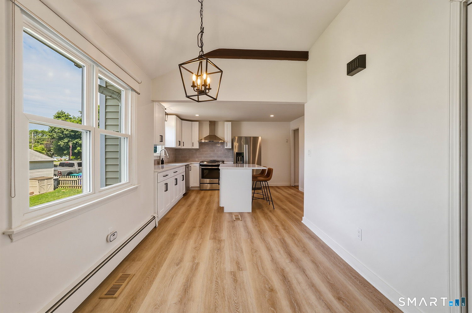 35 Birchwood Square Stratford CT 06614