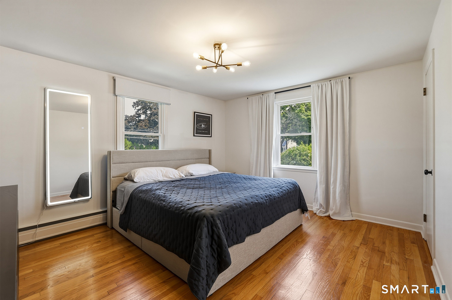 35 Birchwood Square Stratford CT 06614