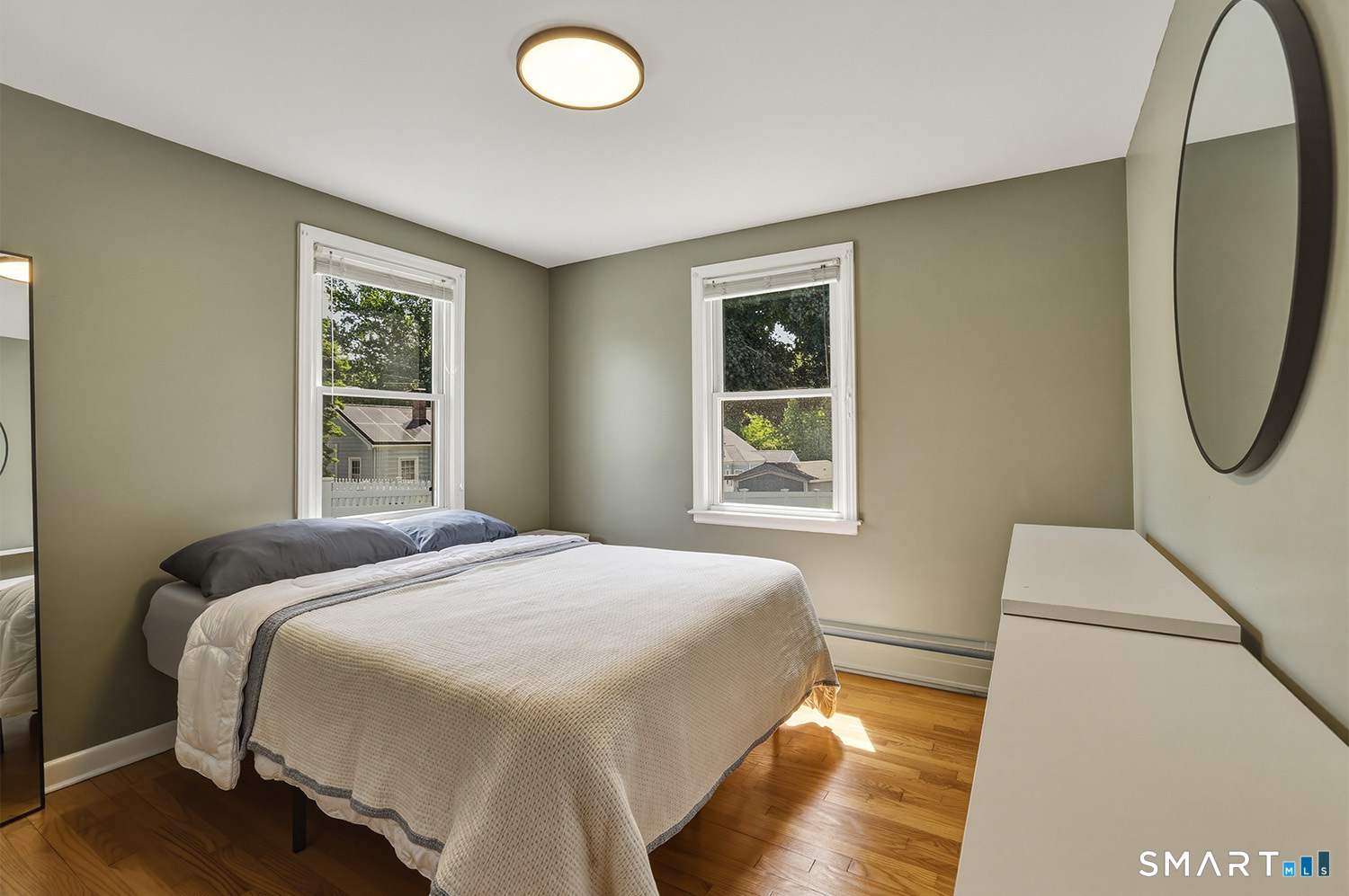 35 Birchwood Square Stratford CT 06614