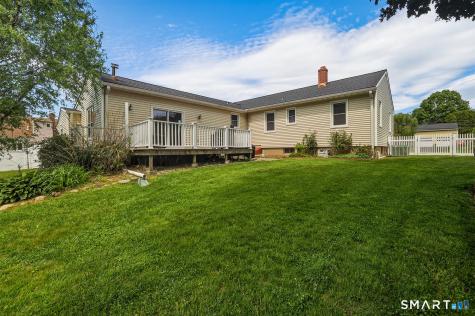 35 Birchwood Square Stratford CT 06614