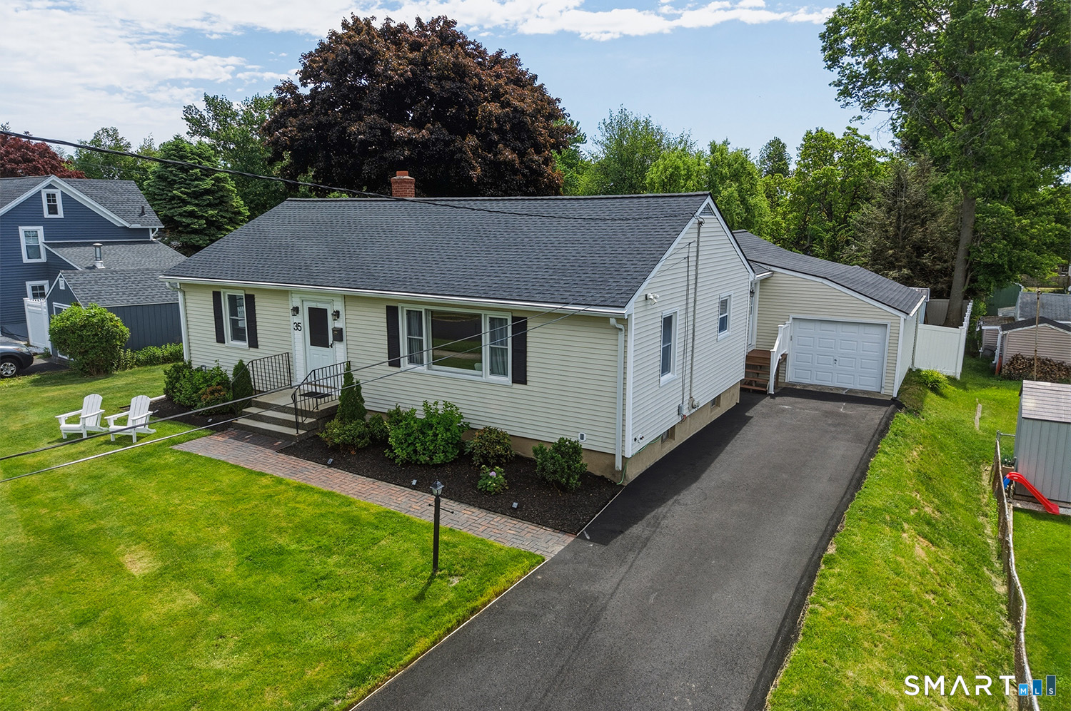 35 Birchwood Square Stratford CT 06614