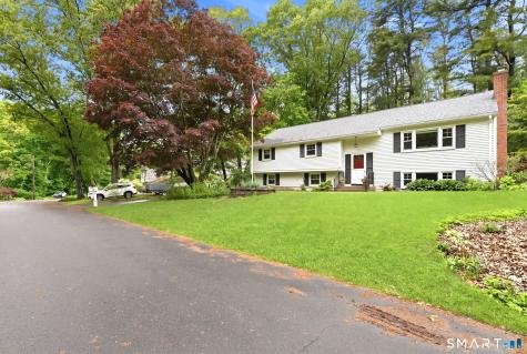 44 Old Colony Road North Stonington CT 06359