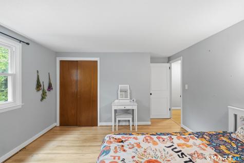 44 Old Colony Road North Stonington CT 06359