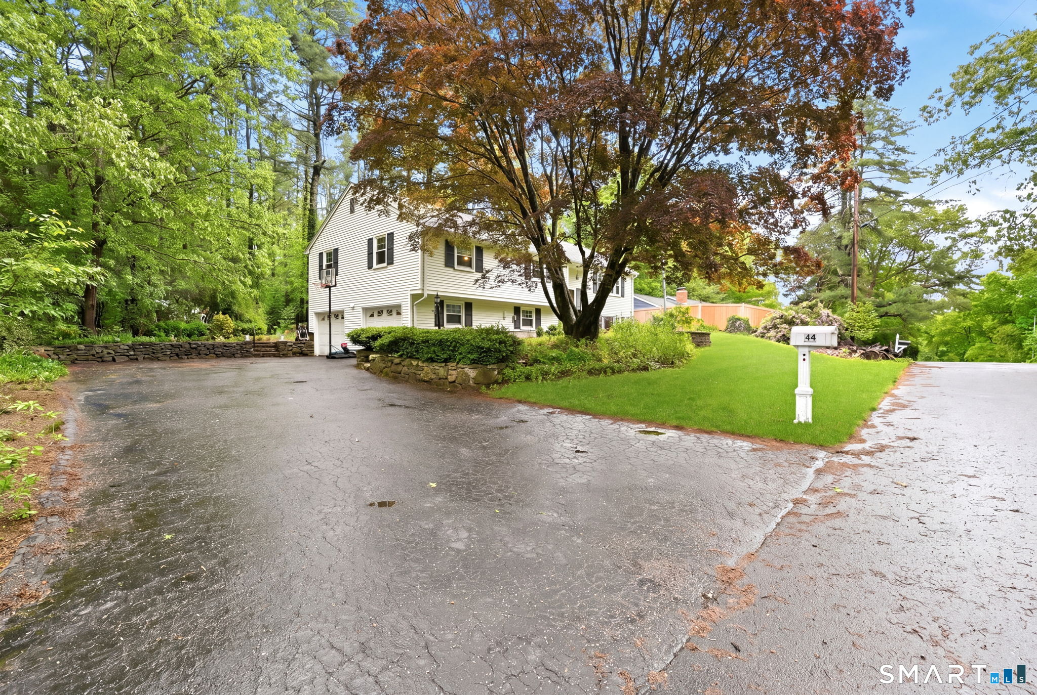 44 Old Colony Road North Stonington CT 06359