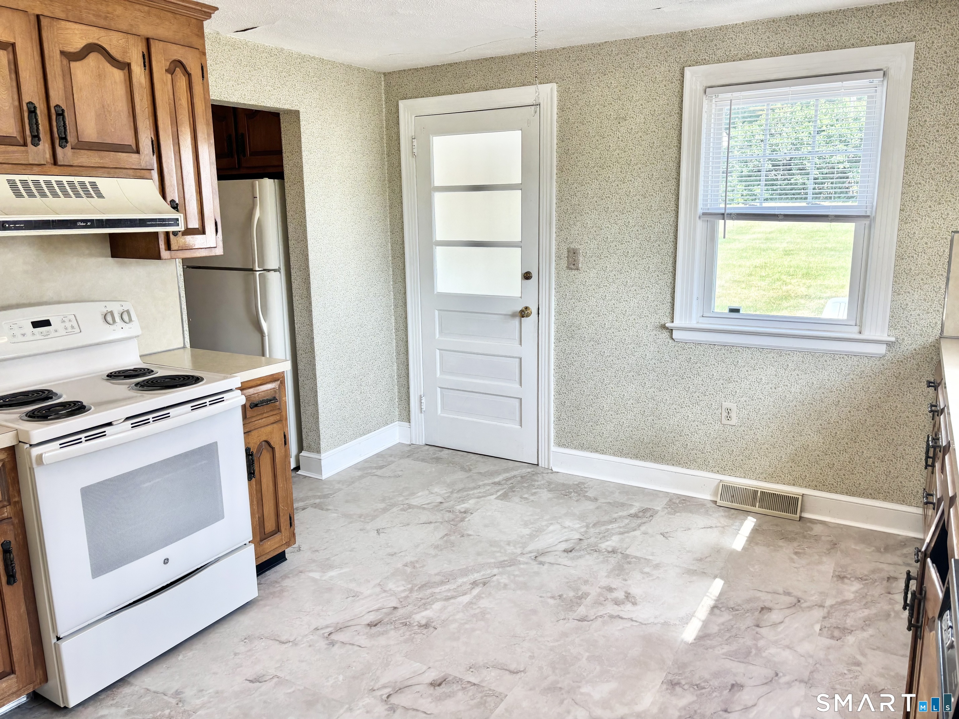 1693 Tolland Turnpike Manchester CT 06042