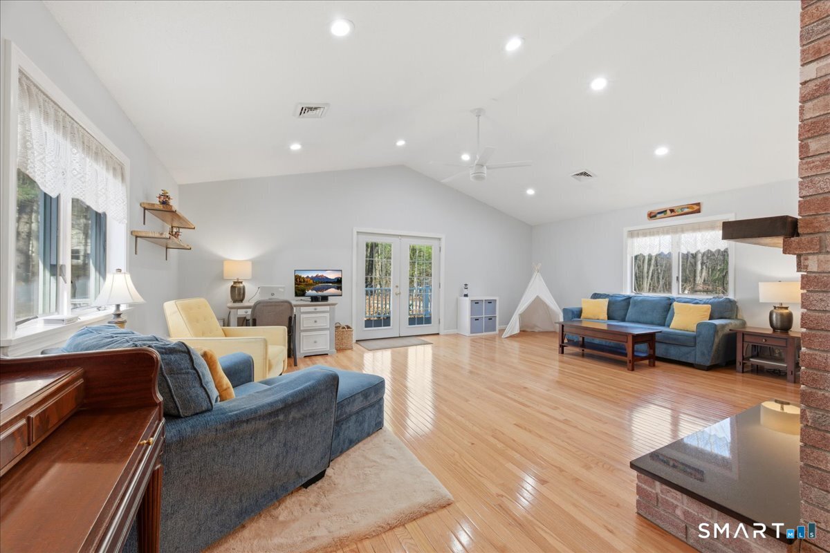215 Cranberry Pond Road Norwich CT 06360