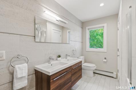 86 Camp Avenue Darien CT 06820