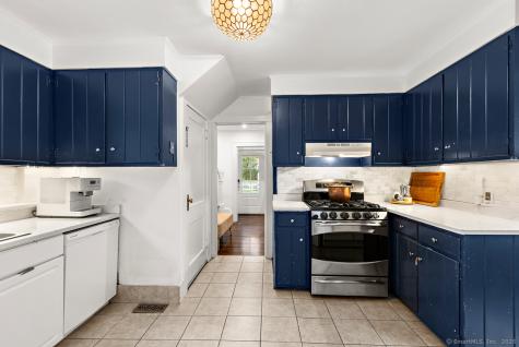 98 Holmes Avenue Darien CT 06820