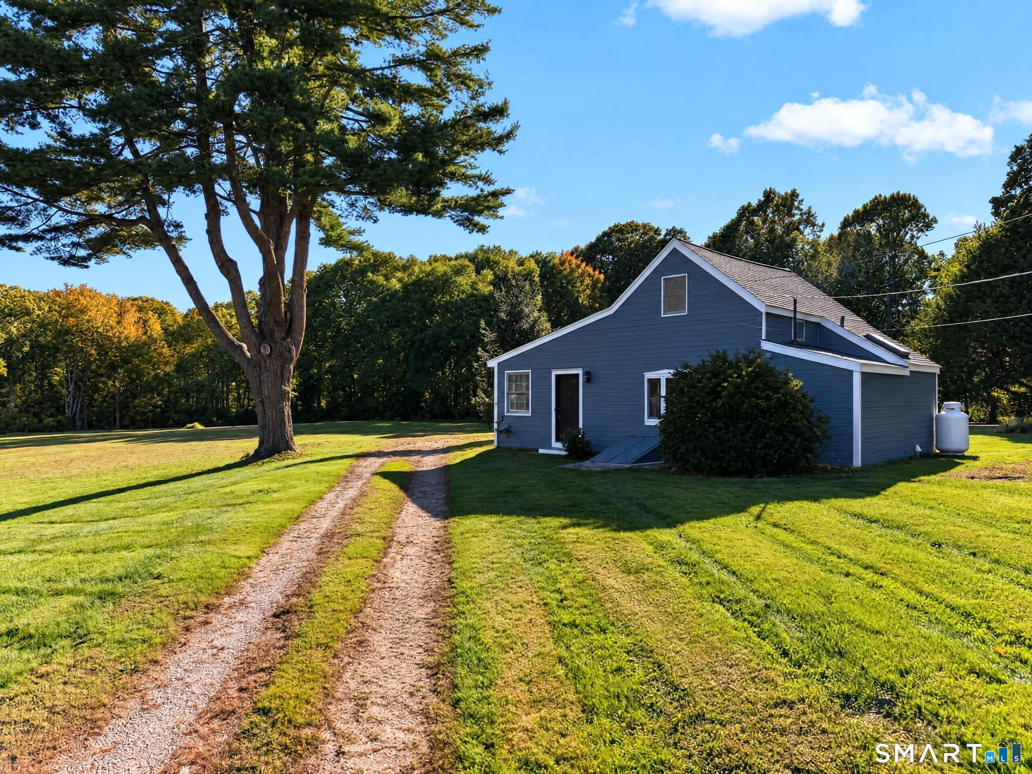 121 Bokum Road Old Saybrook CT 06475