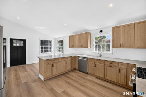 121 Bokum Road Old Saybrook CT 06475