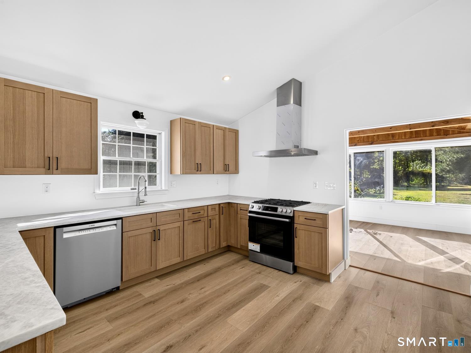 121 Bokum Road Old Saybrook CT 06475