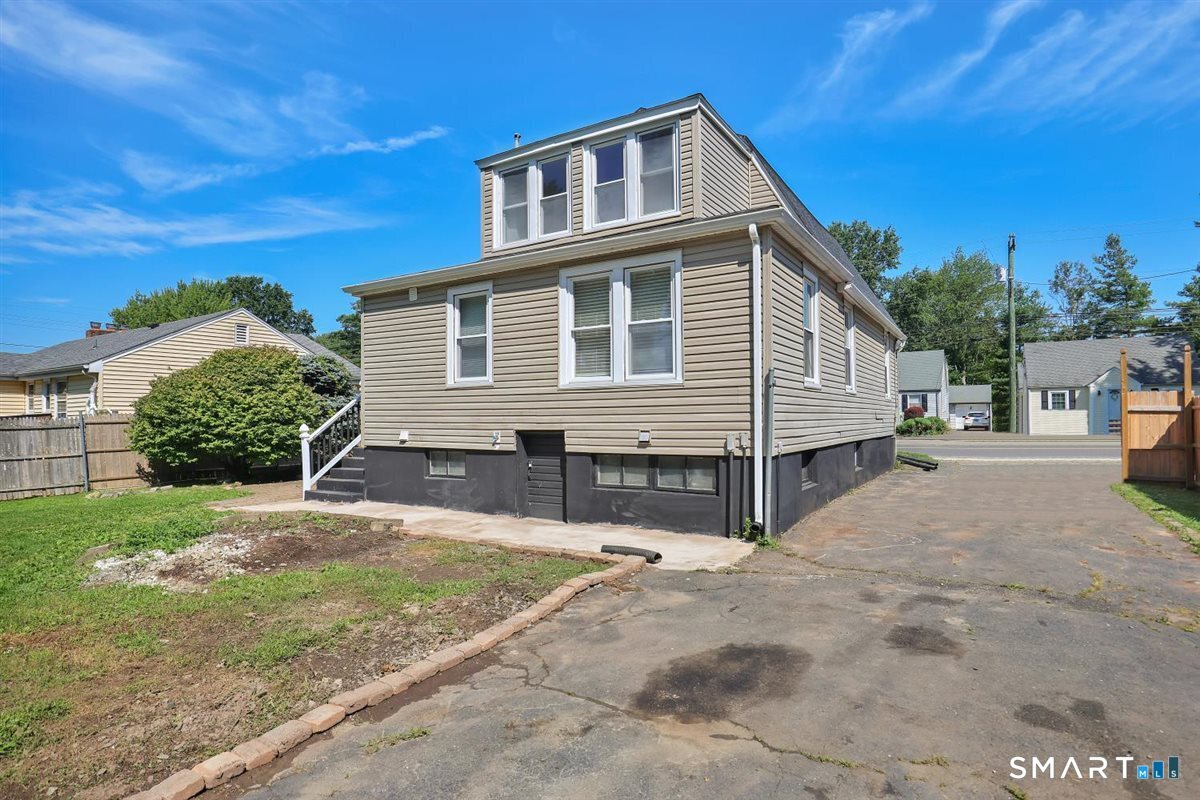 349 Nott Street Wethersfield CT 06109
