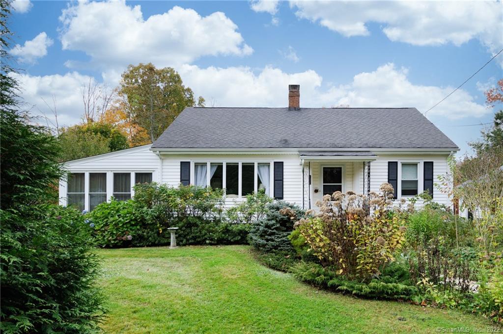 121 White Avenue Middlebury CT 06762