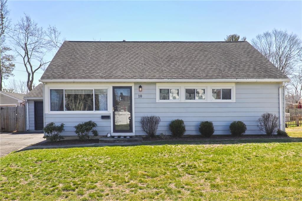 10 Meetinghouse Lane Milford CT 06460