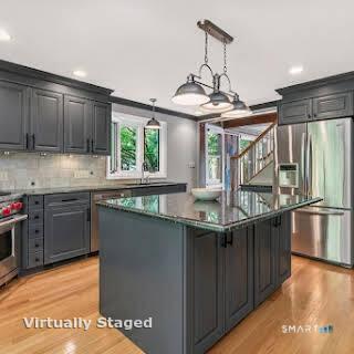 98 Island Trail Morris CT 06763