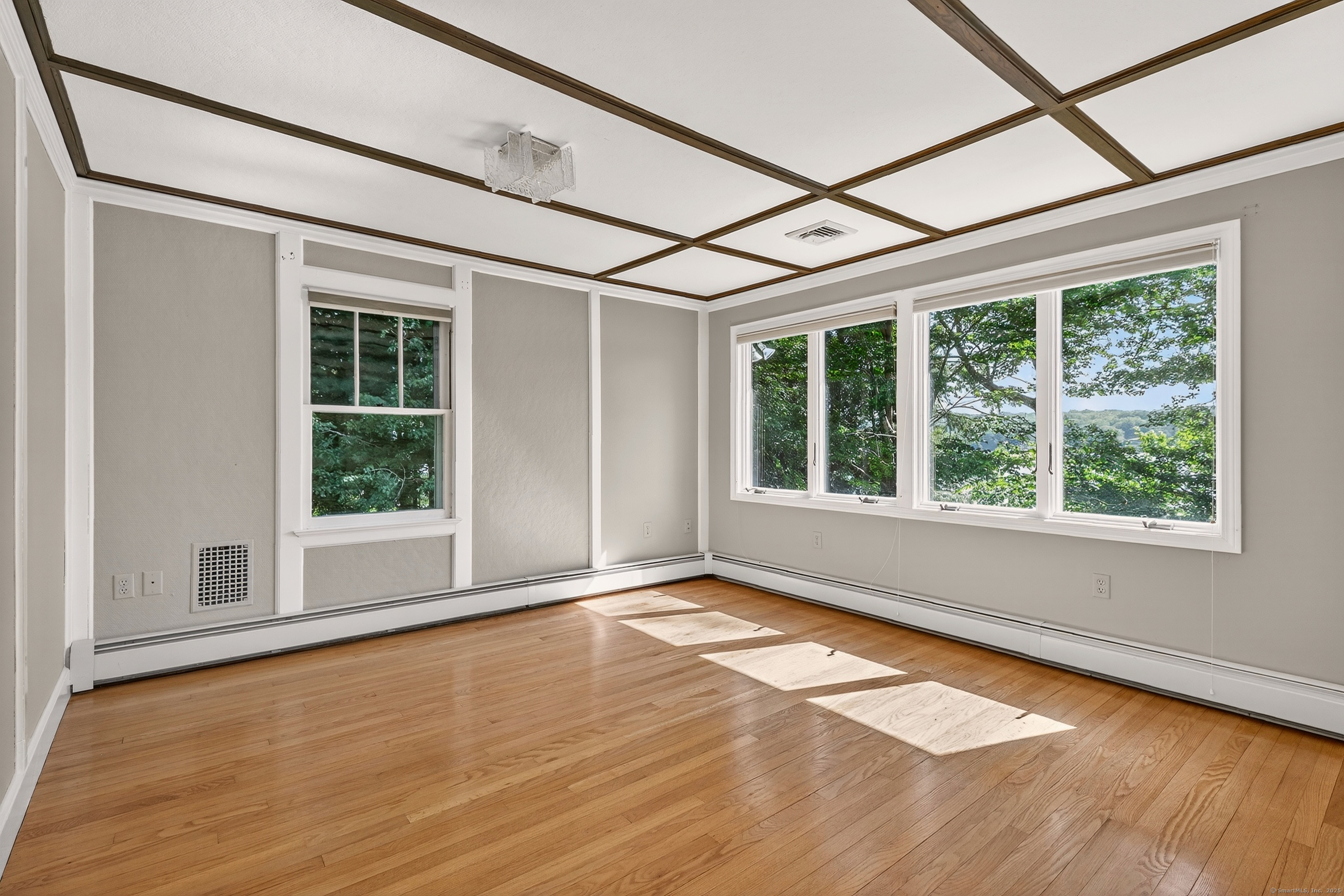 98 Island Trail Morris CT 06763