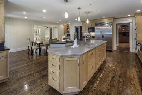 11 Old Oak Road Darien CT 06820