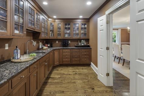 11 Old Oak Road Darien CT 06820