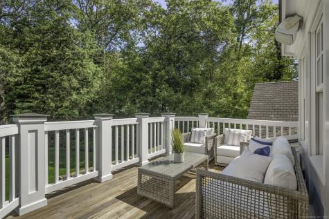 11 Old Oak Road Darien CT 06820