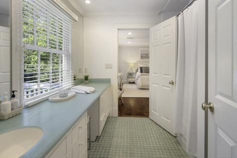 11 Old Oak Road Darien CT 06820