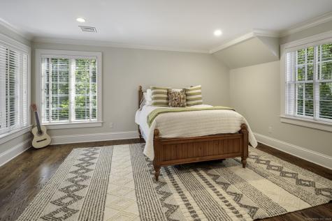 11 Old Oak Road Darien CT 06820