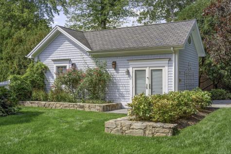 11 Old Oak Road Darien CT 06820