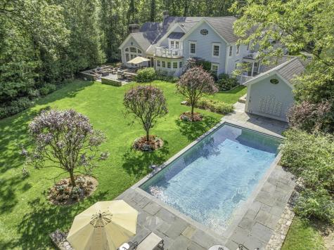 11 Old Oak Road Darien CT 06820