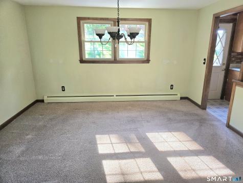 21 Downing Circle Bloomfield CT 06002