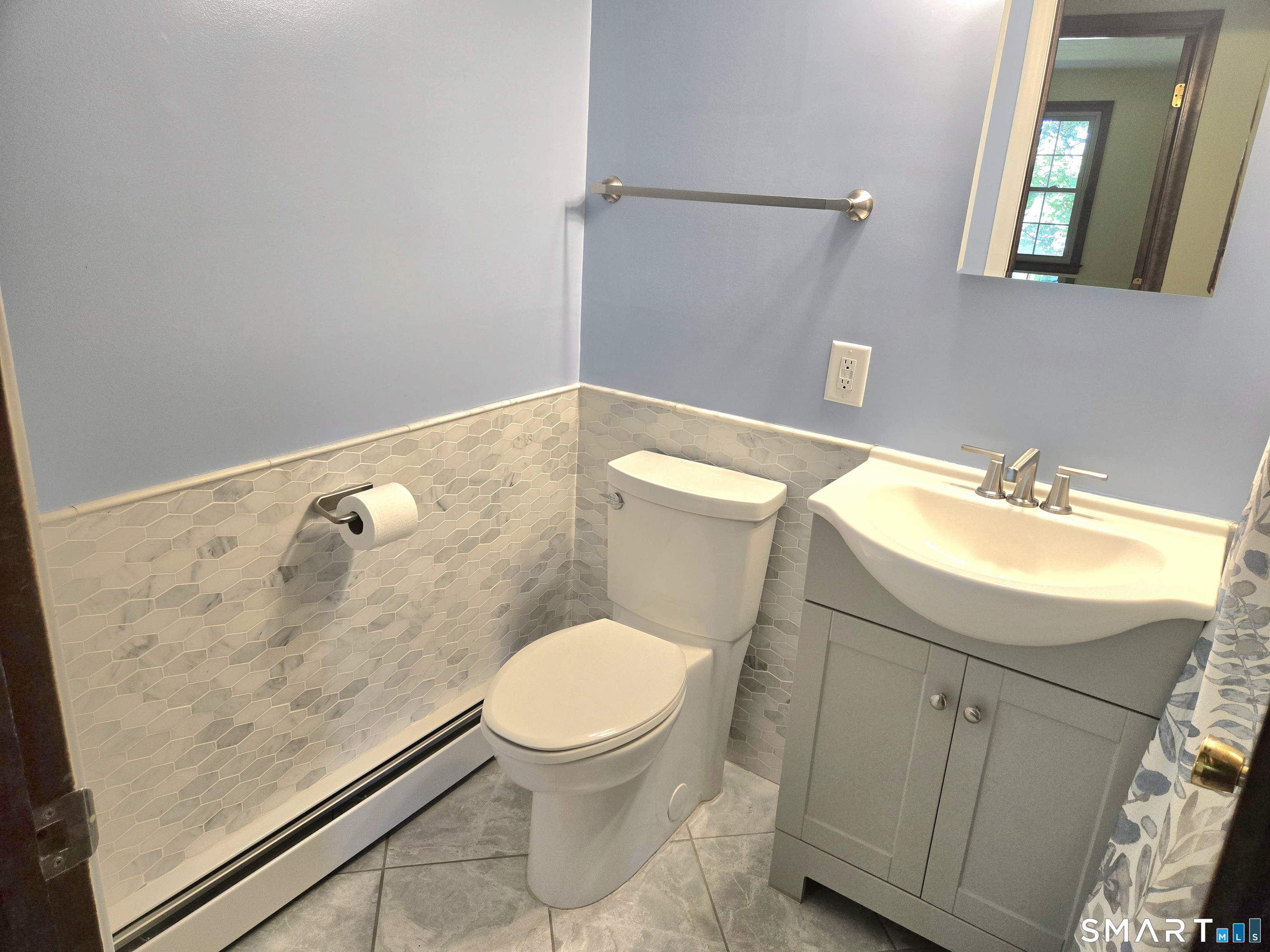 21 Downing Circle Bloomfield CT 06002
