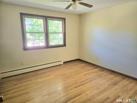 21 Downing Circle Bloomfield CT 06002