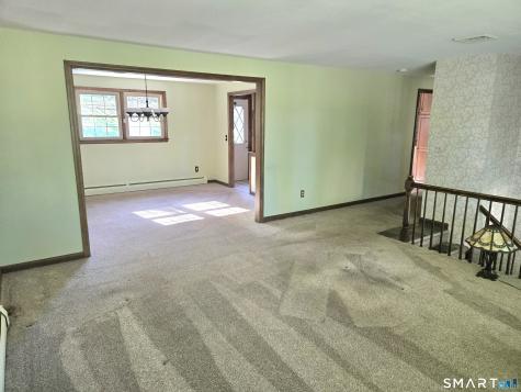 21 Downing Circle Bloomfield CT 06002