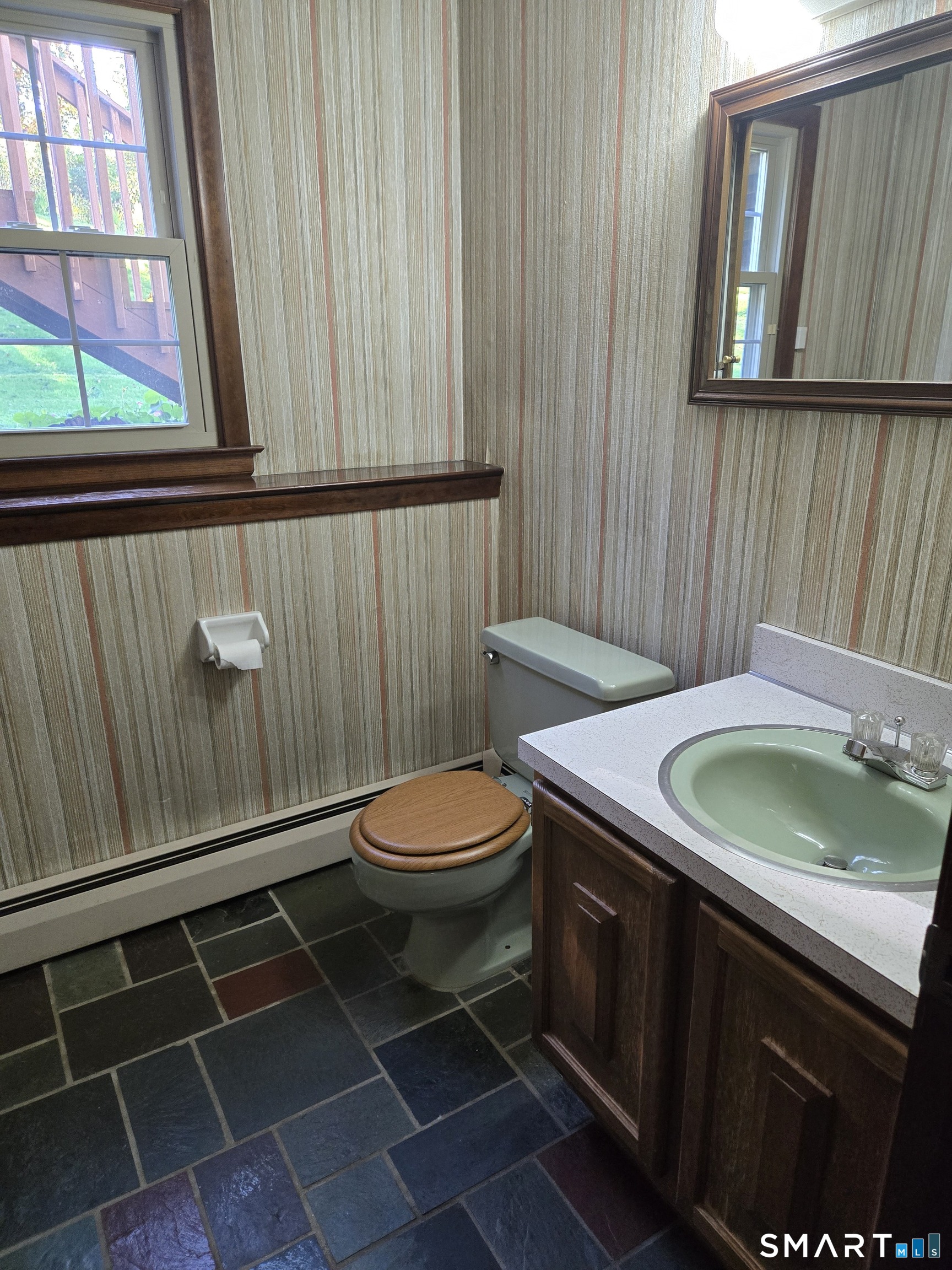 21 Downing Circle Bloomfield CT 06002