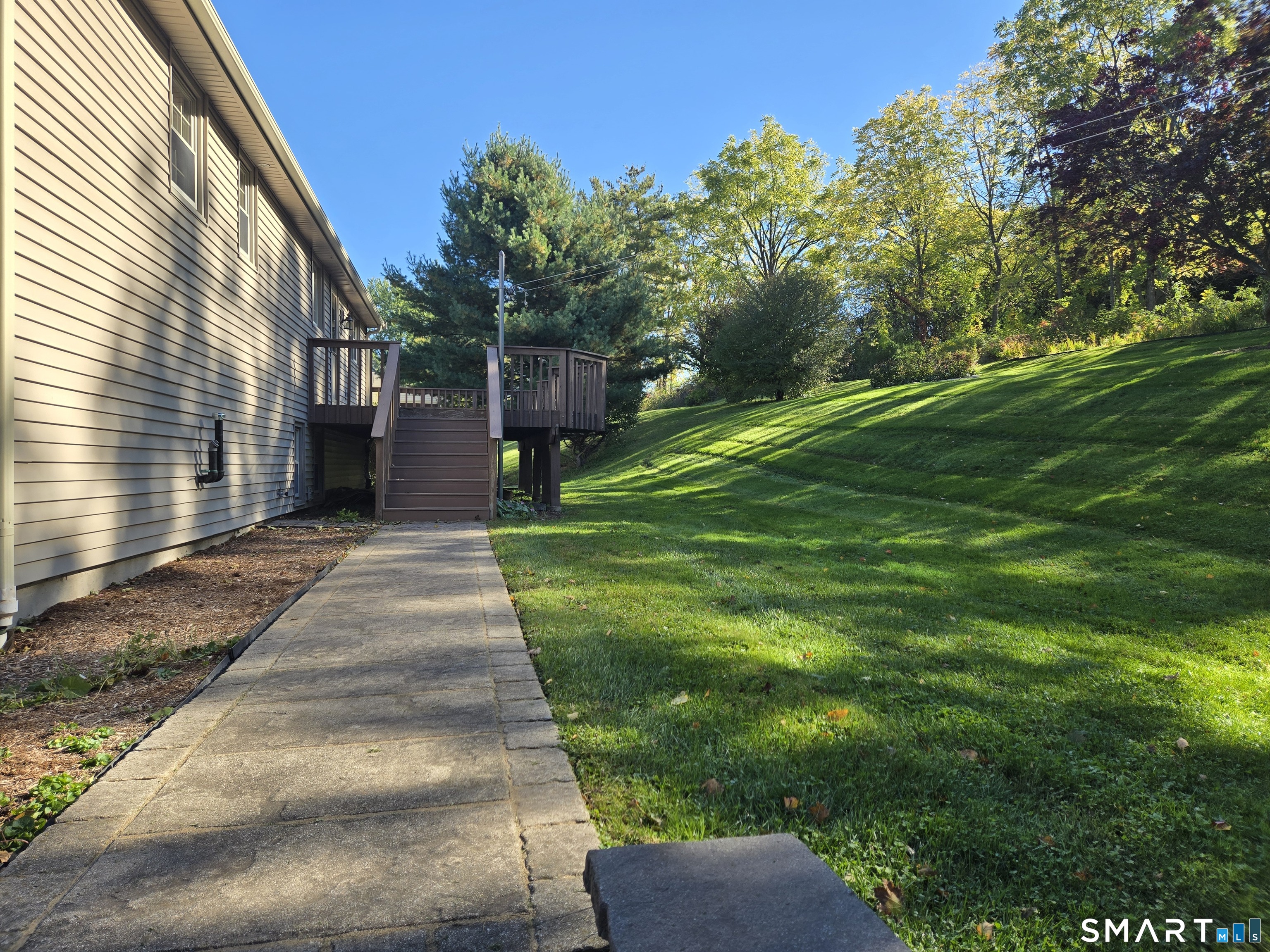21 Downing Circle Bloomfield CT 06002