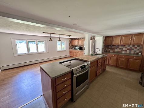 60 Case Road Burlington CT 06013