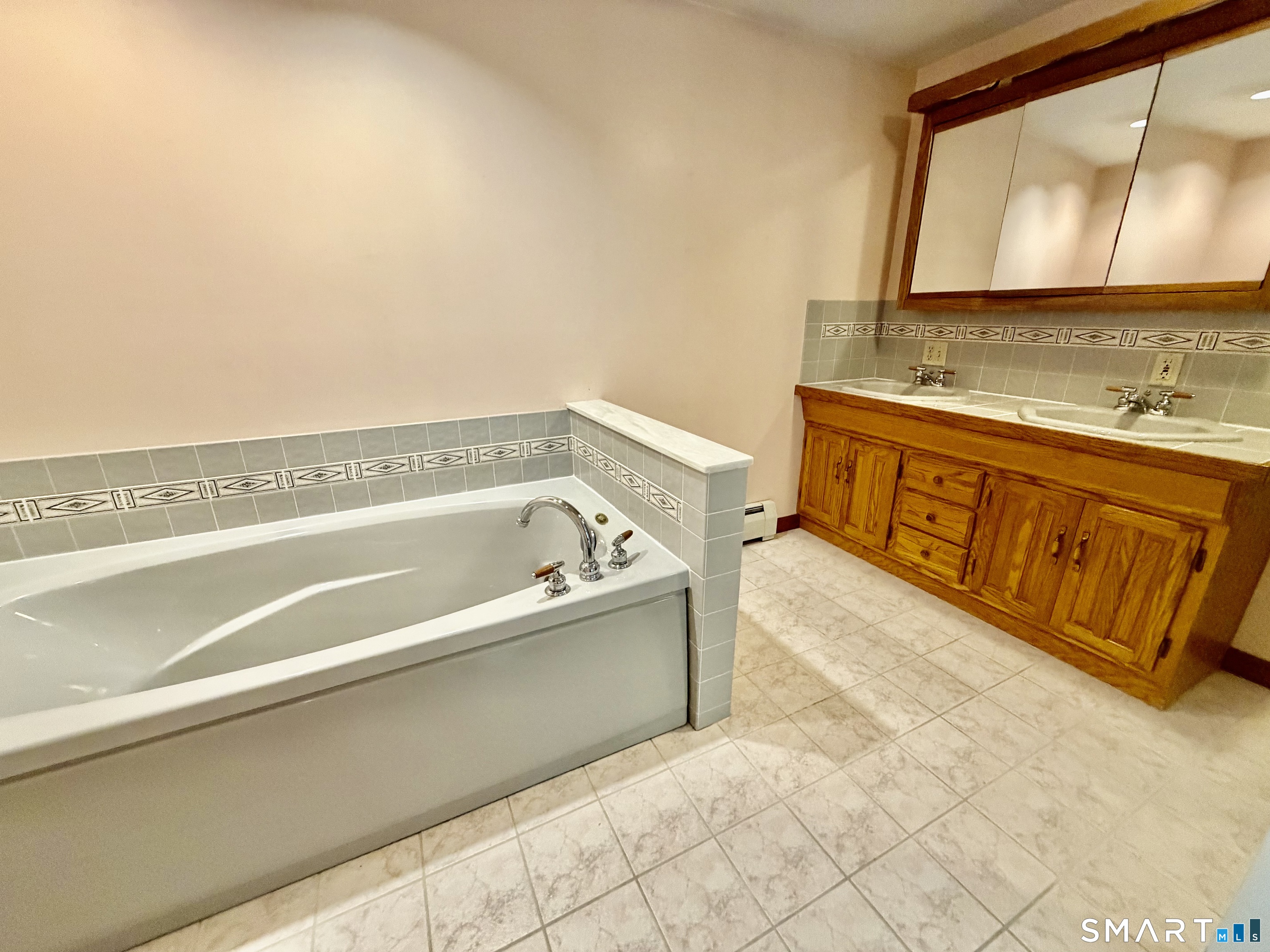 164 Quanopaug Trail Woodbury CT 06798
