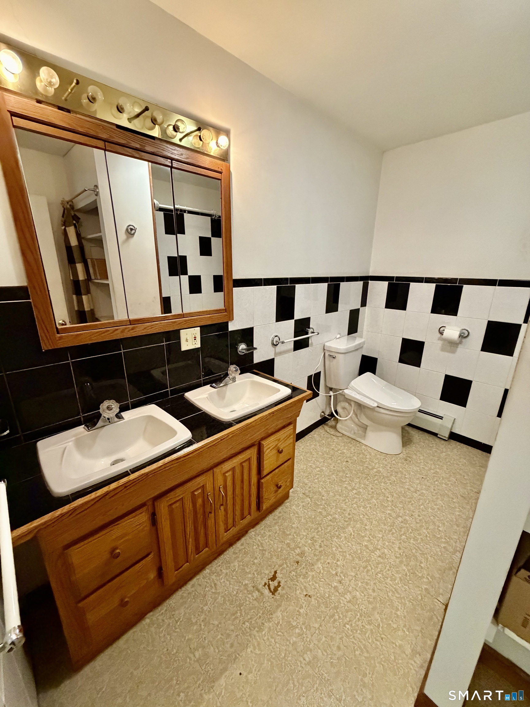 164 Quanopaug Trail Woodbury CT 06798