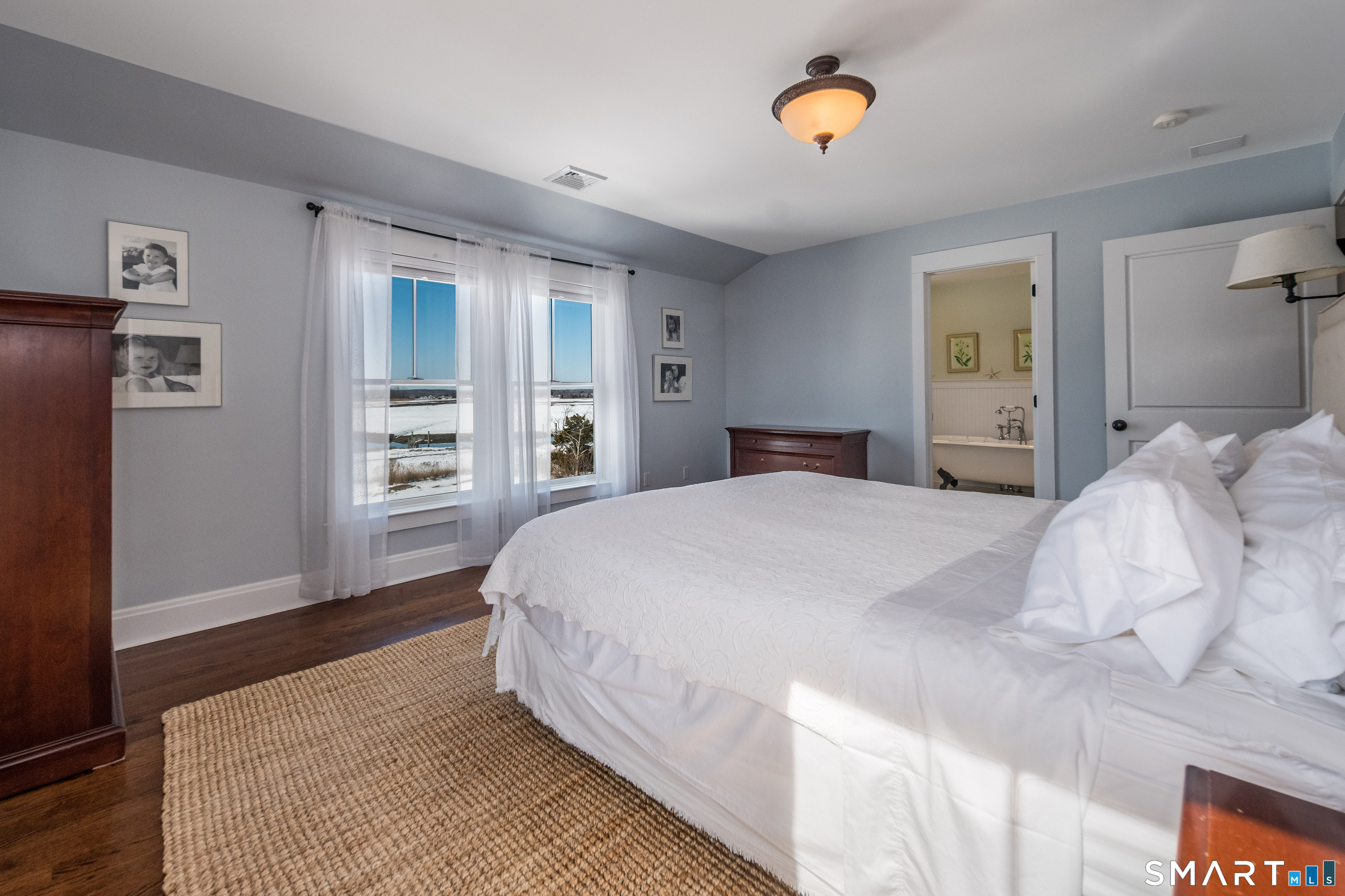 24 Ridgewood Avenue Madison CT 06443